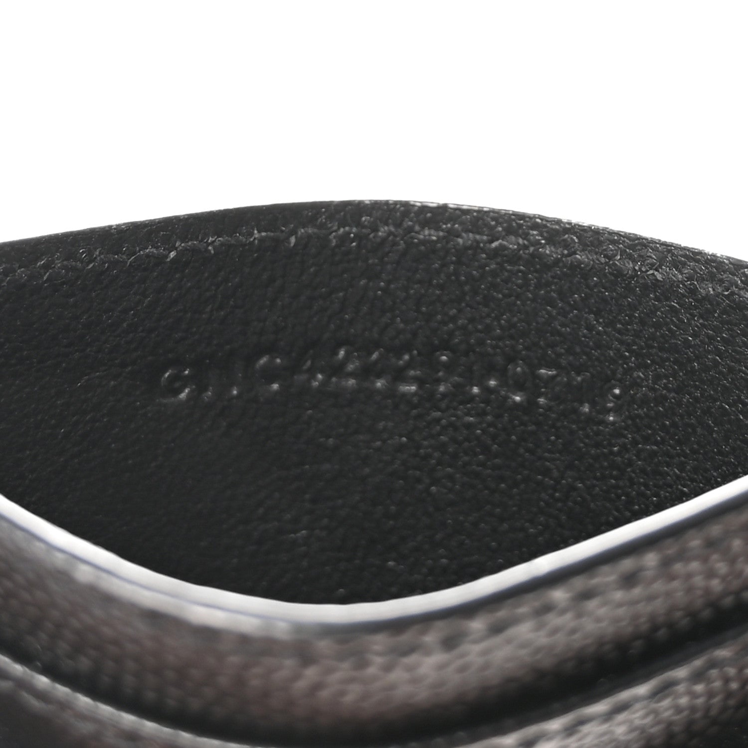 Grain De Poudre Matelasse Chevron Monochrome Credit  Case Black