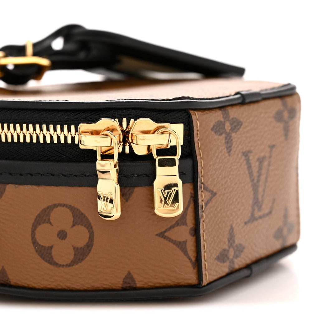 Reverse Monogram Mini Boite Chapeau