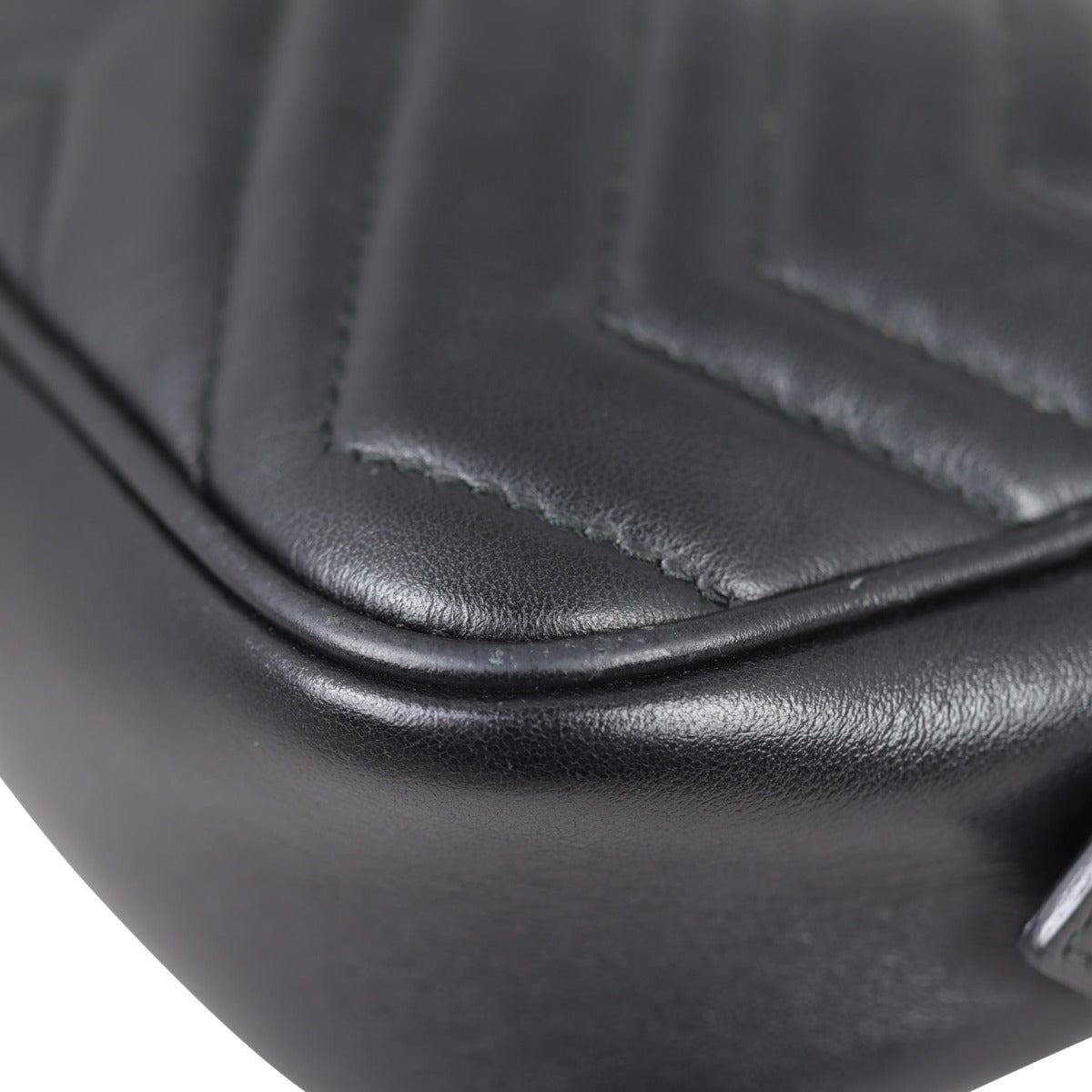 Gucci GG Marmont Mini Camera Bag