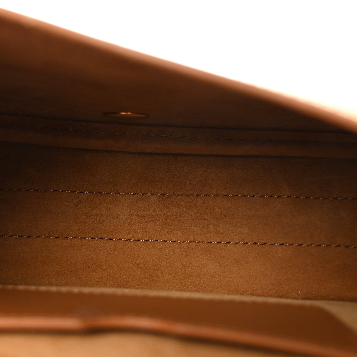 Box Calfskin Medium Bobby Flap Camel