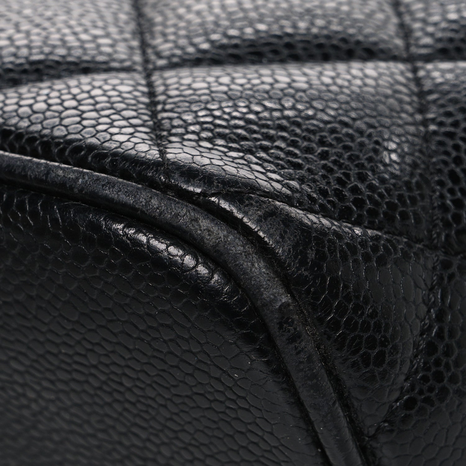 Caviar Quilted Medallion Tote Black