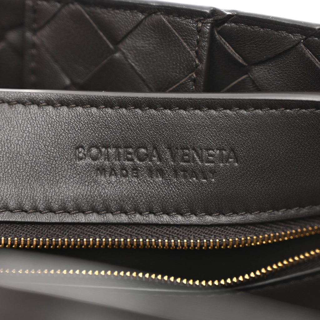 Nappa Intrecciato Medium Andiamo Shoulder Bag Fondant