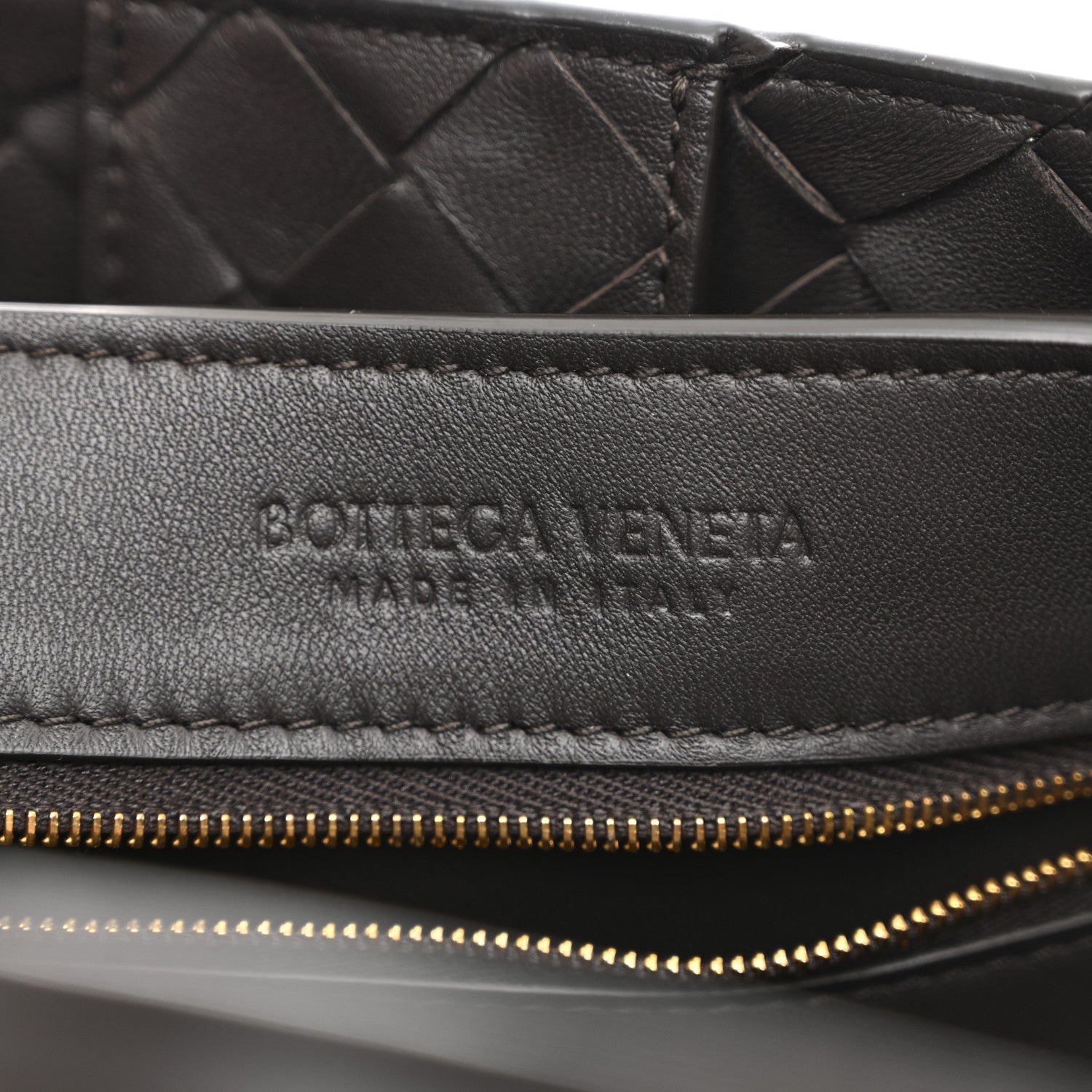 Nappa Intrecciato Medium Andiamo Shoulder Bag Fondant