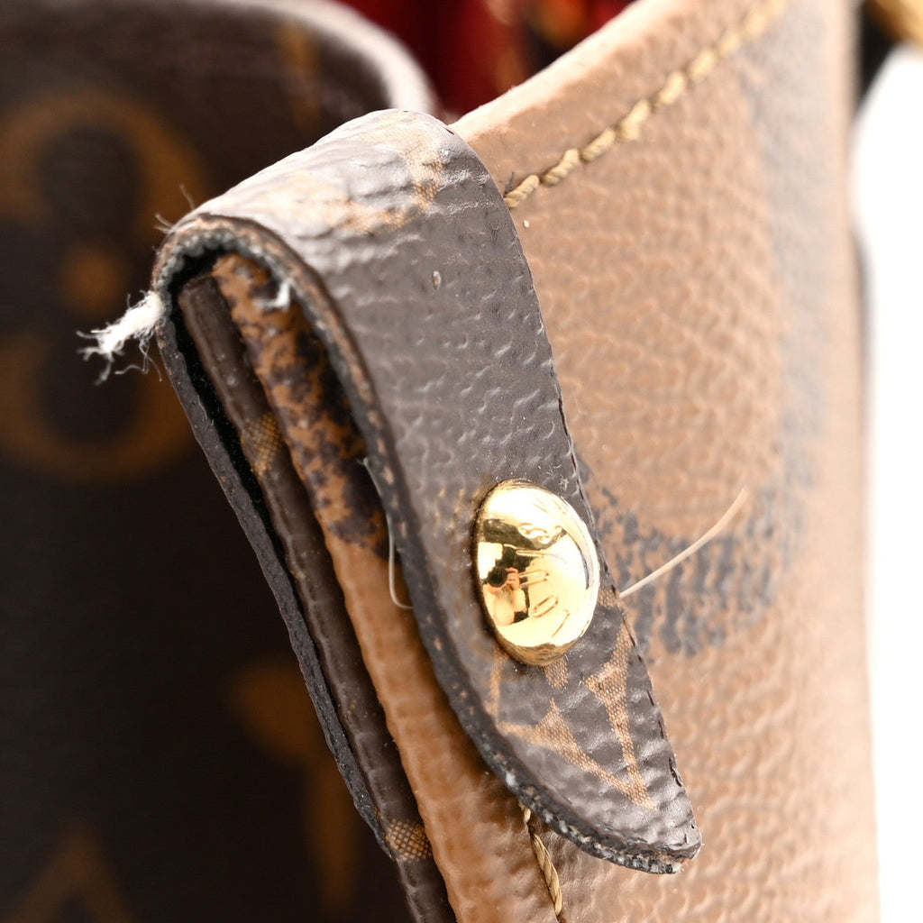 Reverse Monogram Giant Onthego MM