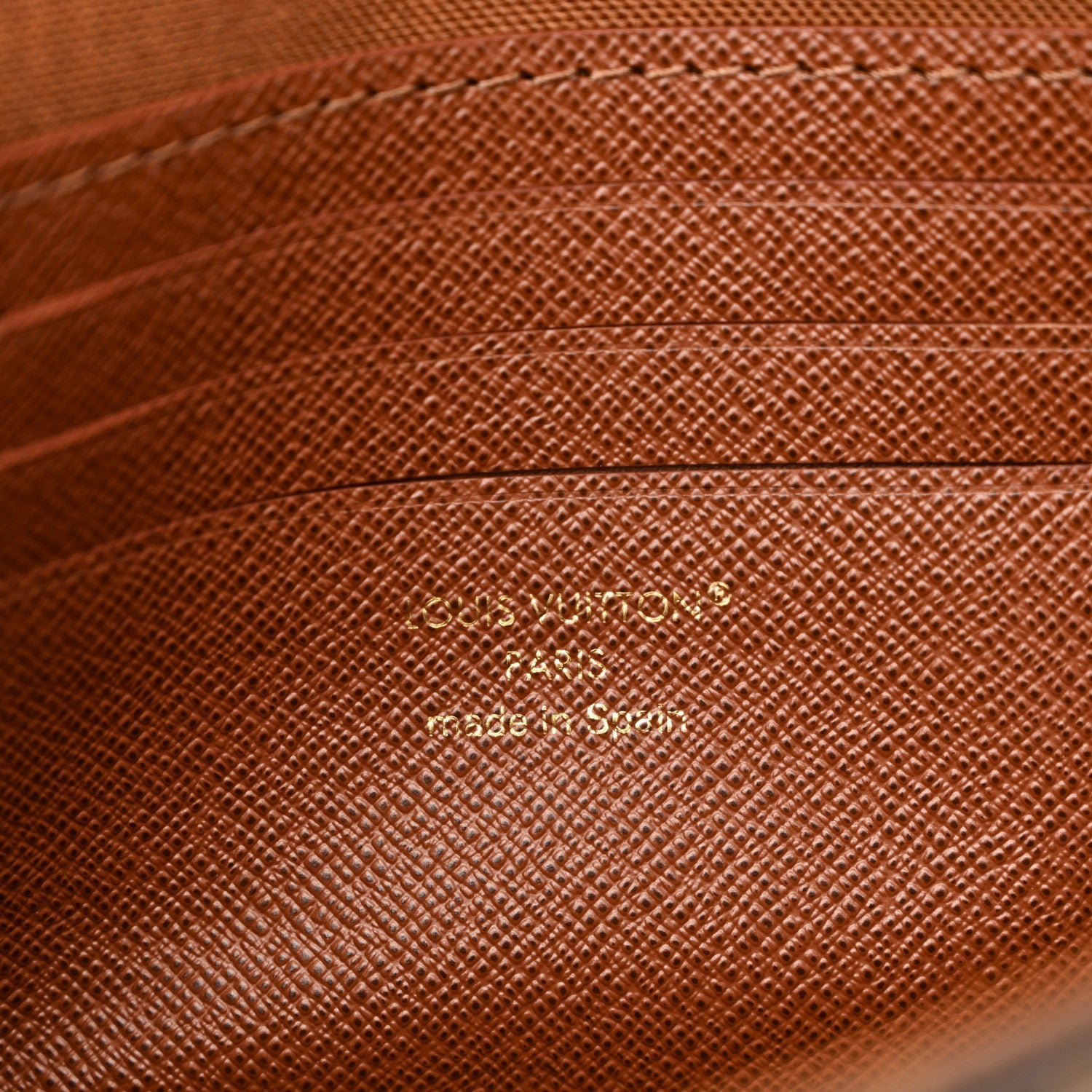 Monogram Ivy Wallet On Chain