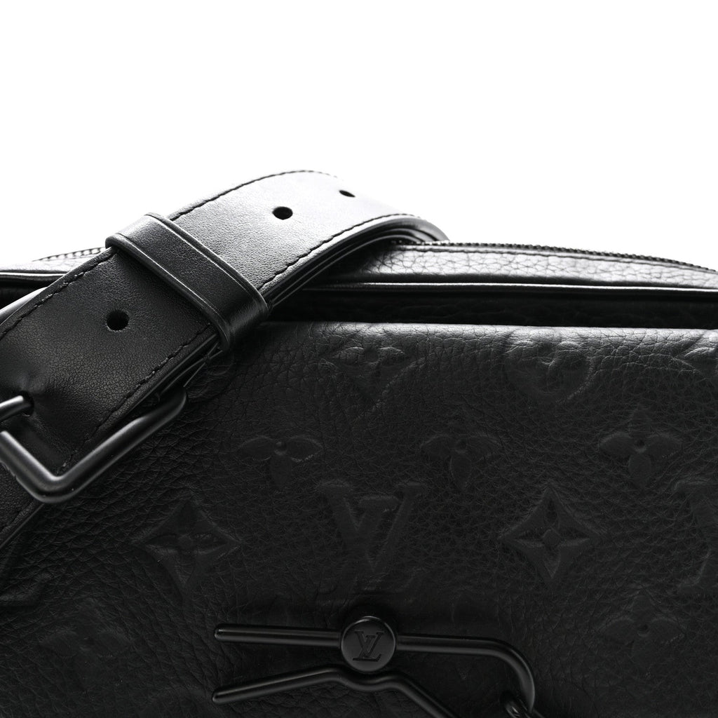 Taurillon Monogram Steamer Messenger Black