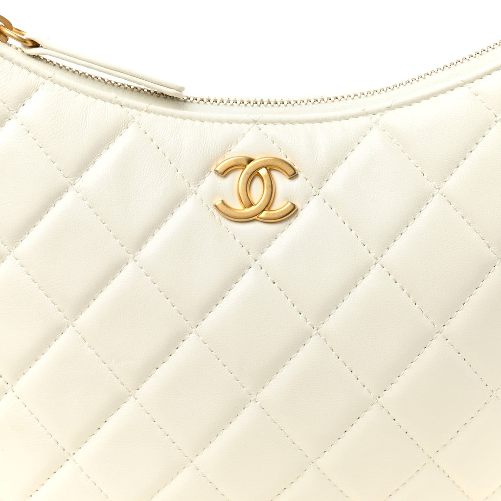 Shiny Crumpled Lambskin Quilted Trendy Chain Around Hobo White