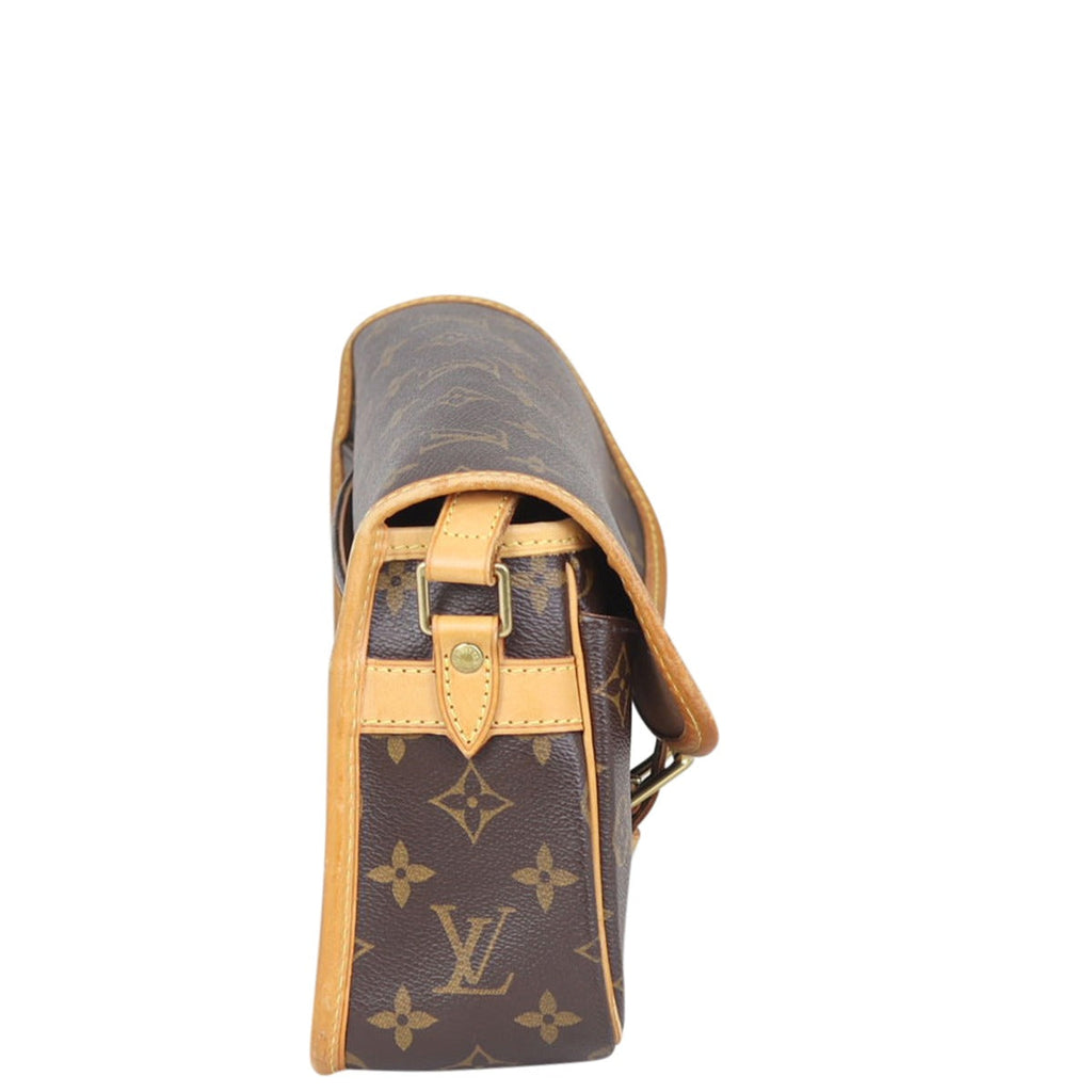 Louis Vuitton Sologne Monogram