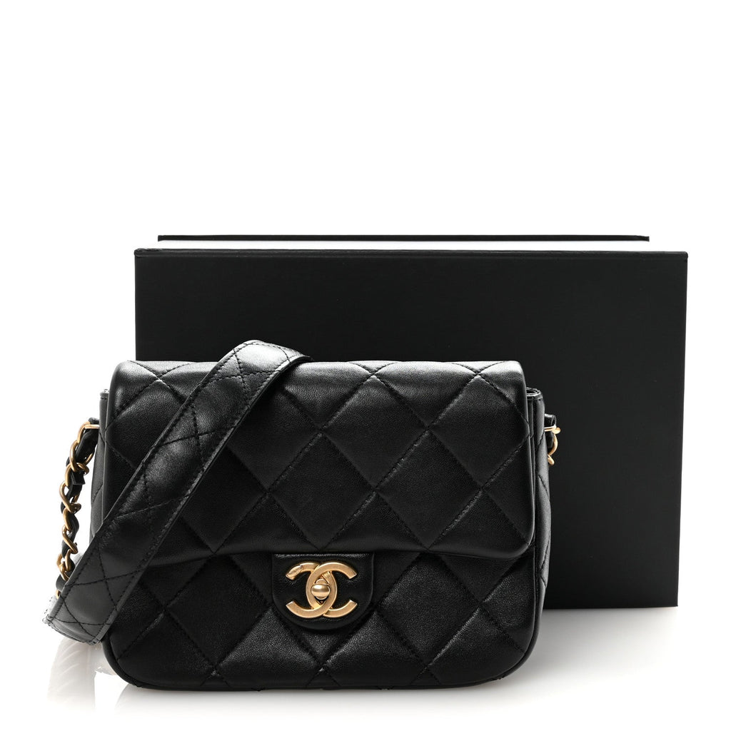 Lambskin Quilted Small CC Links Flap Black