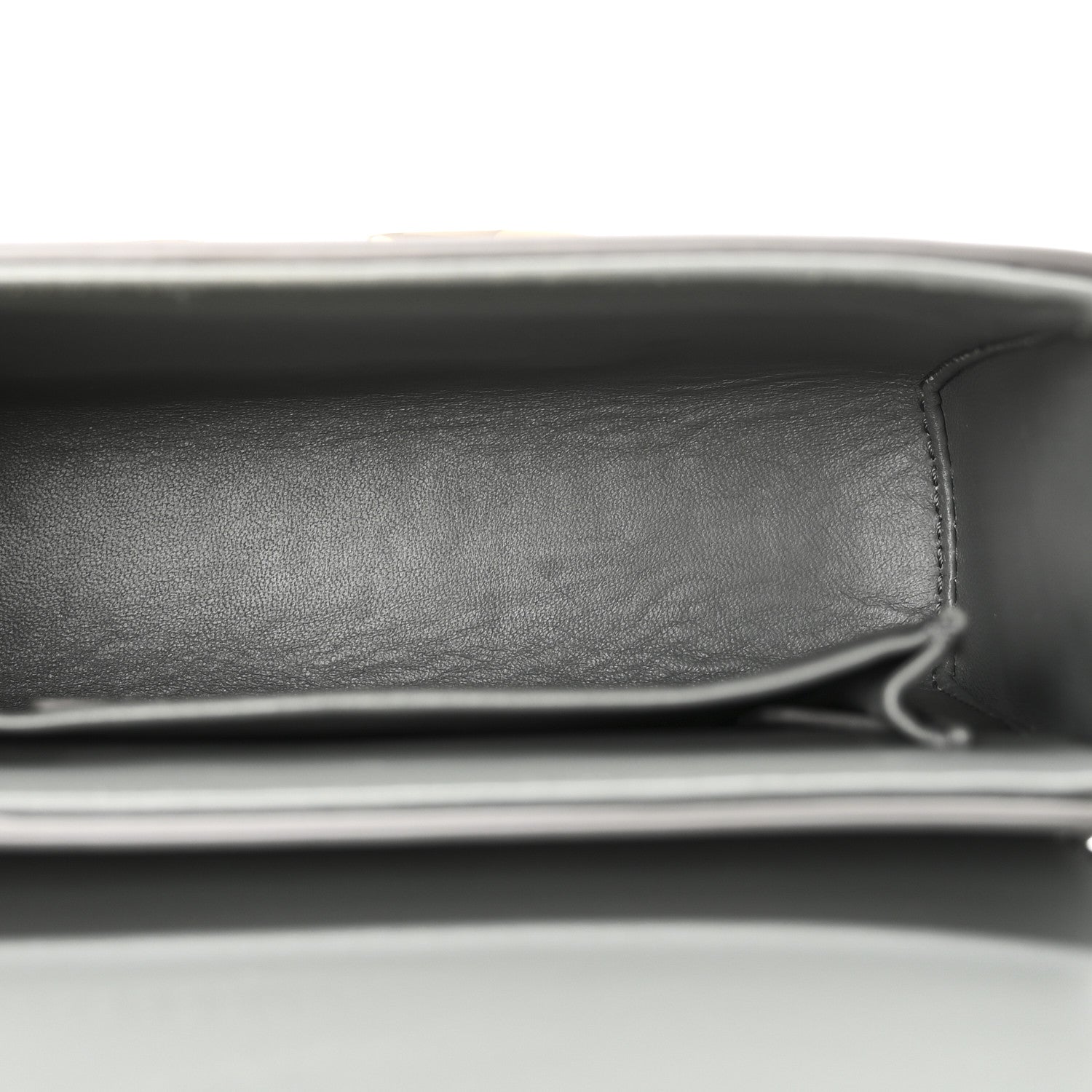 Box Calfskin 30 Montaigne Box Bag Gray