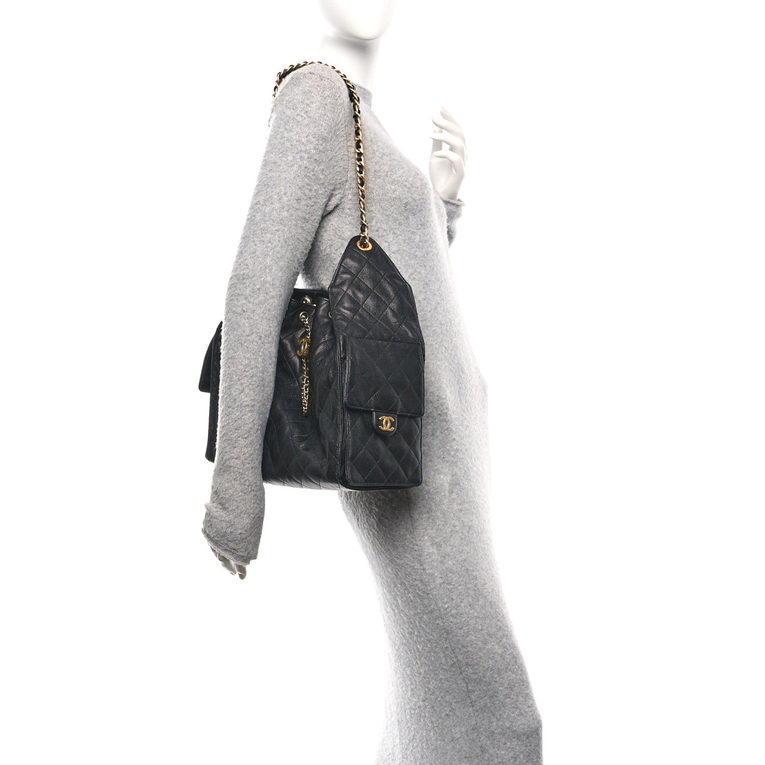 Caviar Quilted Medium Chanel 25 Handbag Black