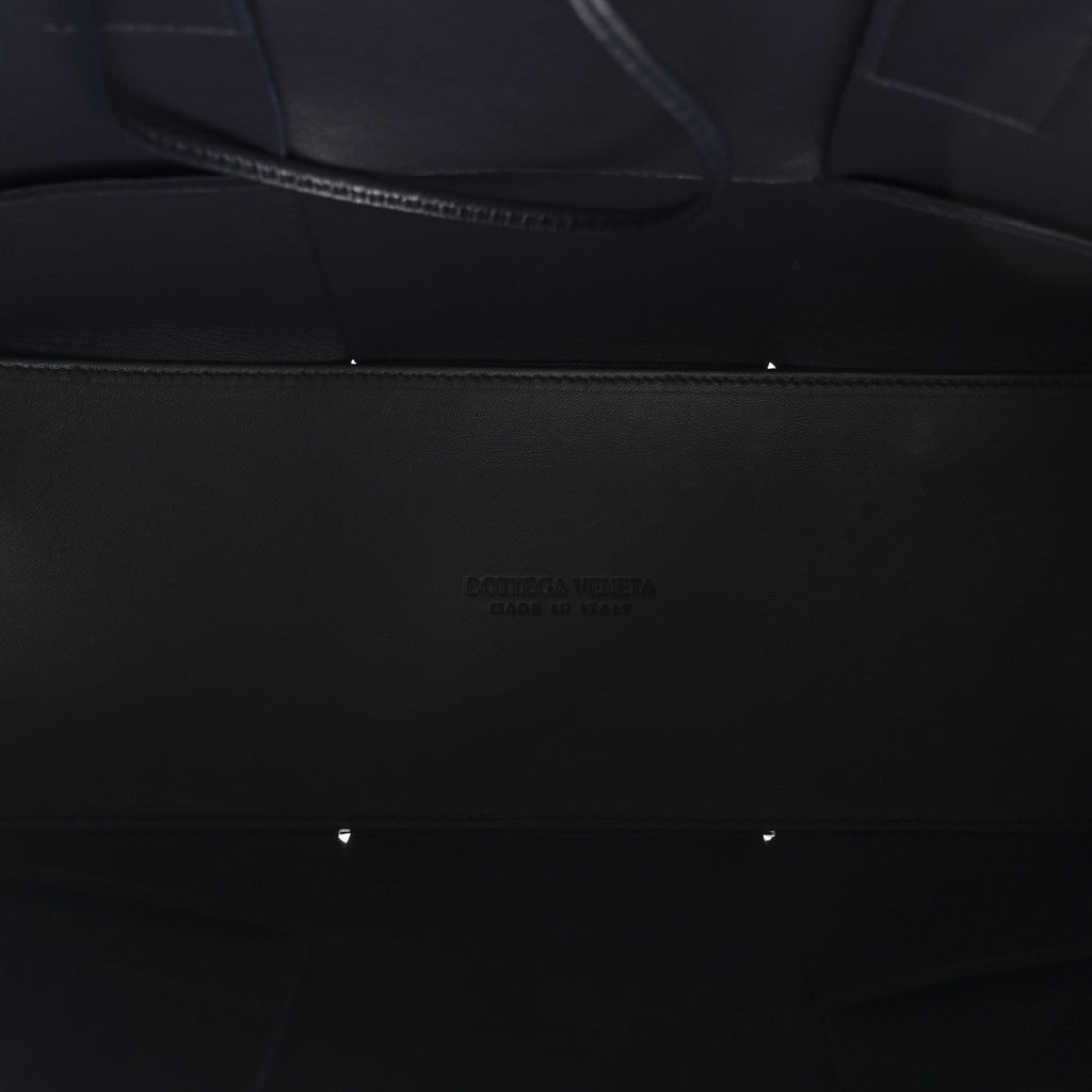 Nappa Maxi Intrecciato Small Arco Tote Space