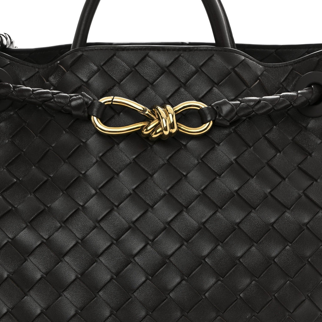 Nappa Intrecciato Medium Andiamo Shoulder Bag Fondant