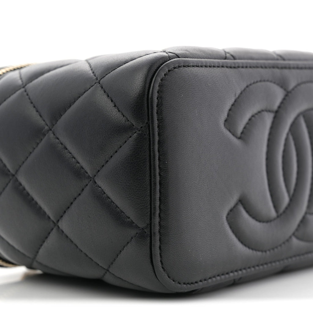 Lambskin Quilted Pick Me Up Vanity Case Black