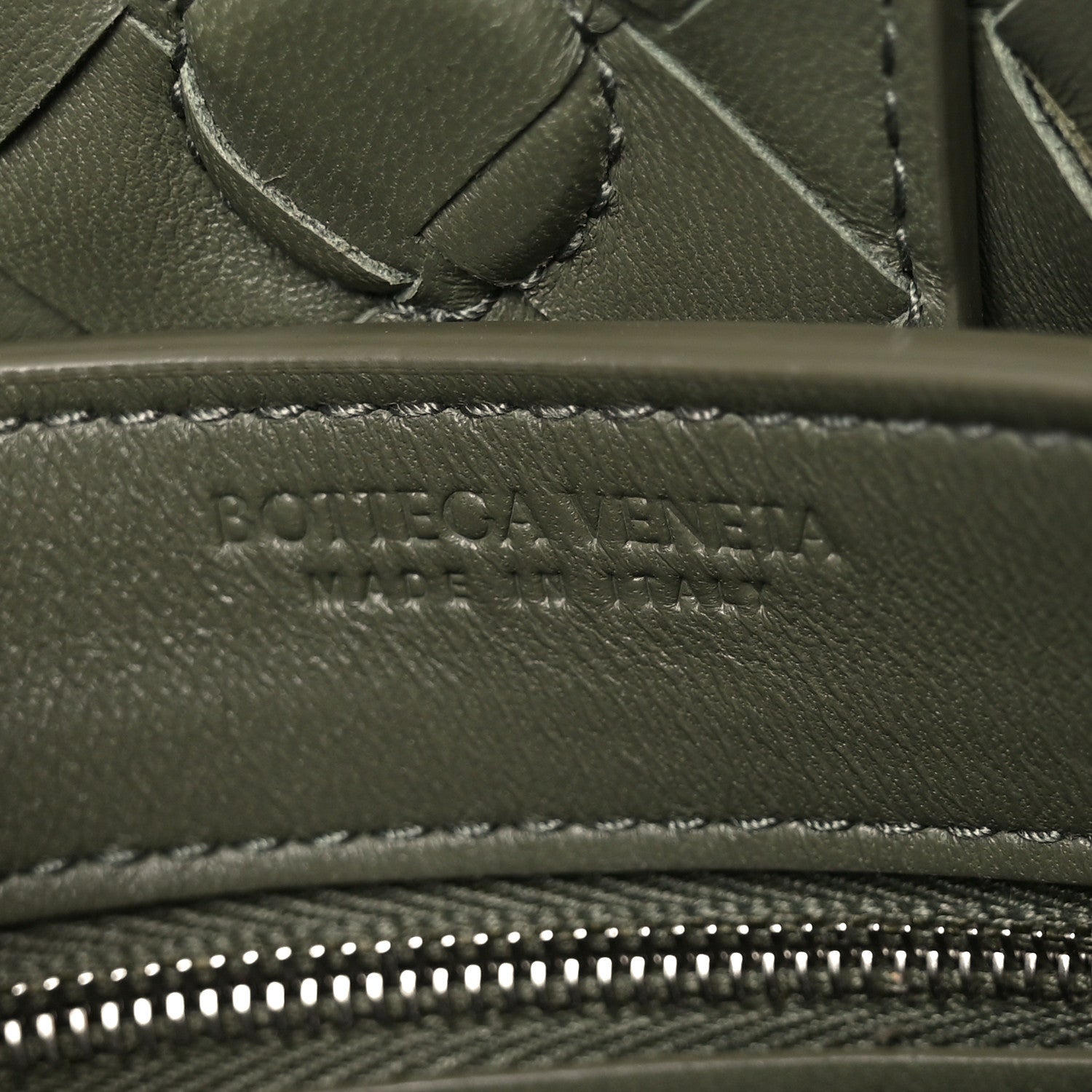Nappa Intrecciato Small Andiamo Shoulder Bag Pickle