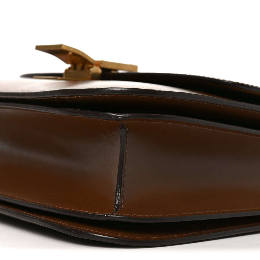 Box Calfskin Medium Classic Box Flap Bag Camel