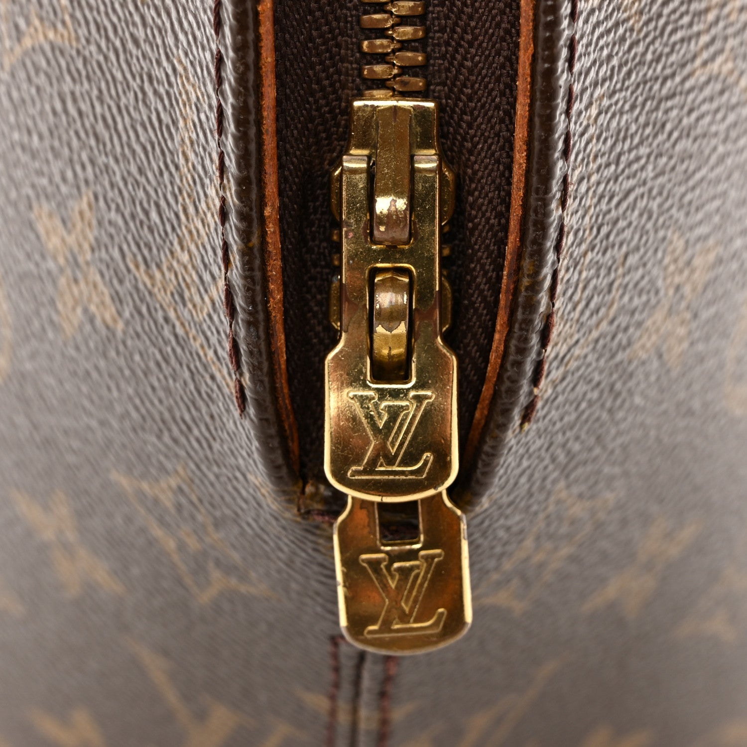 Monogram Ellipse MM