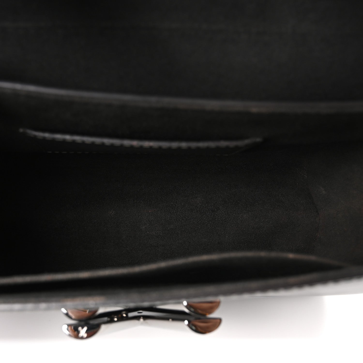 Epi Twist Shoulder Bag MM Etain