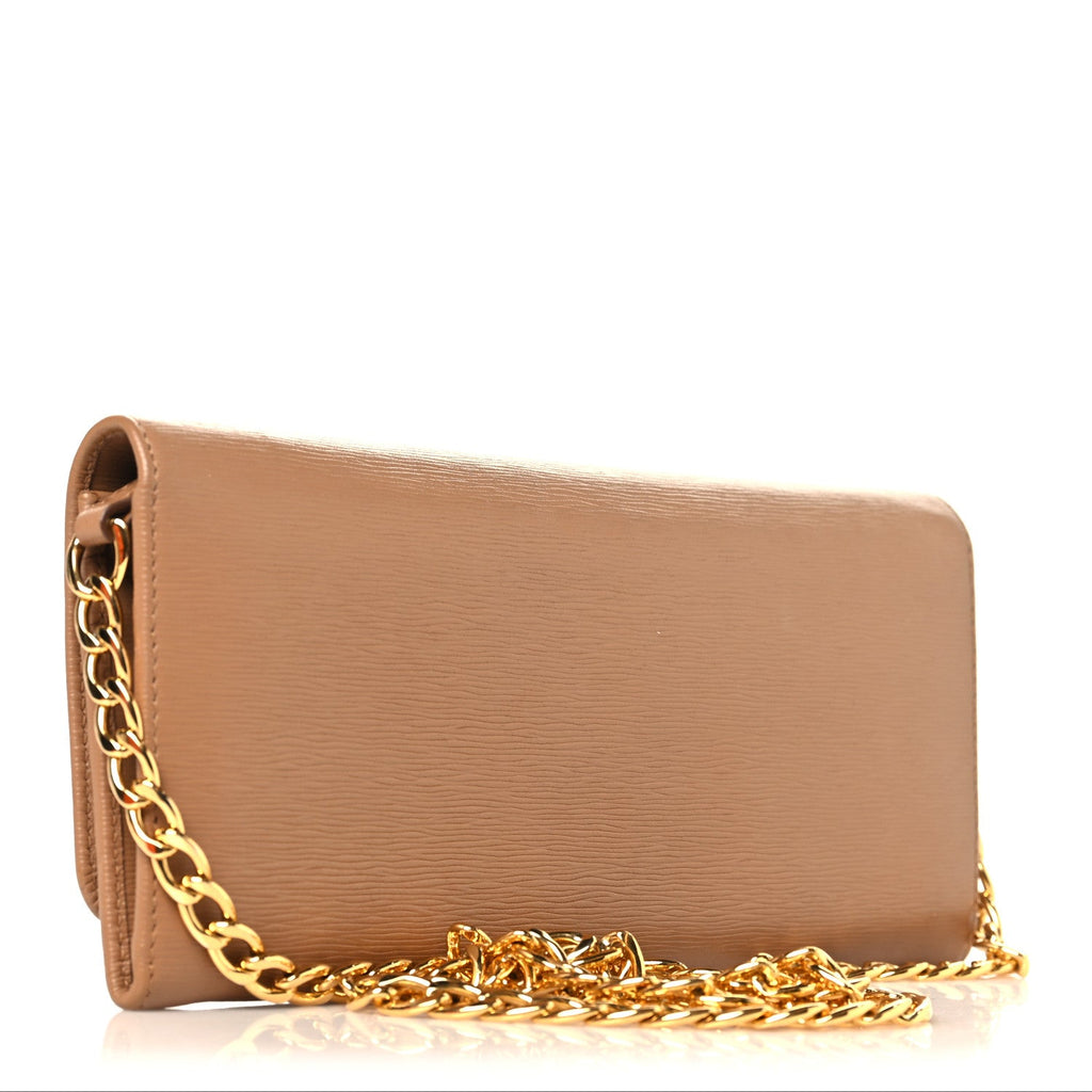 Vitello Move Metal Oro Chain Wallet Caramel