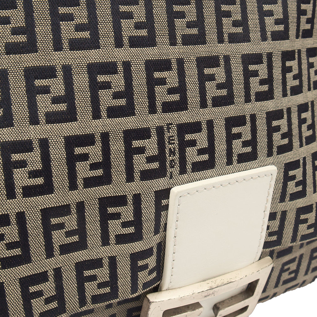 Fendi Shoulder Bag Mama in Zucca FF, Canvas