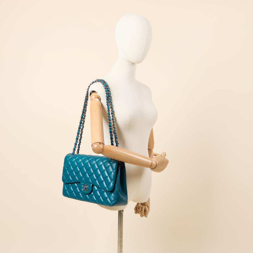Chanel Shoulder Bag Classic Double Flap - Large in Blue, Lambskin Leather