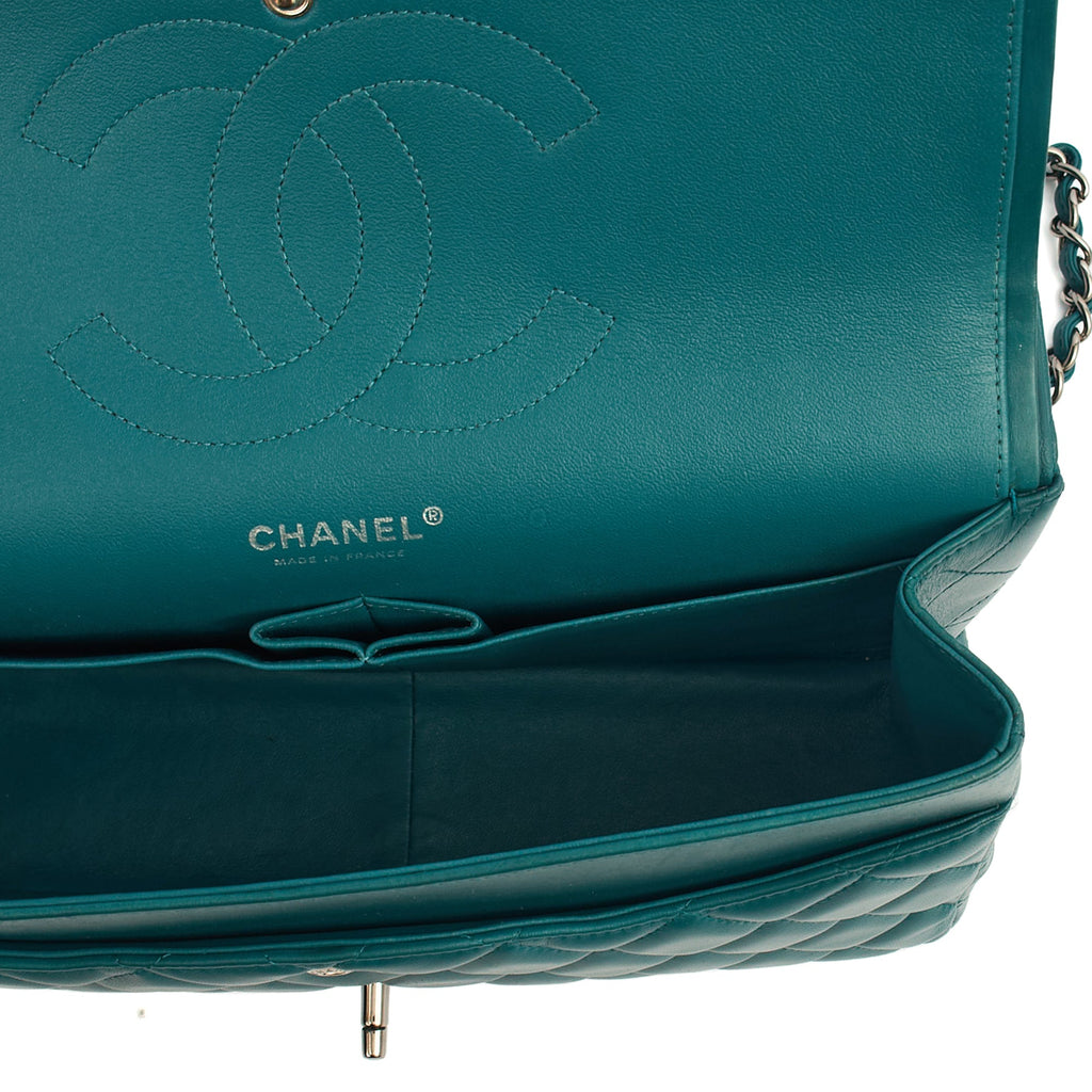 Chanel Shoulder Bag Classic Double Flap - Large in Blue, Lambskin Leather
