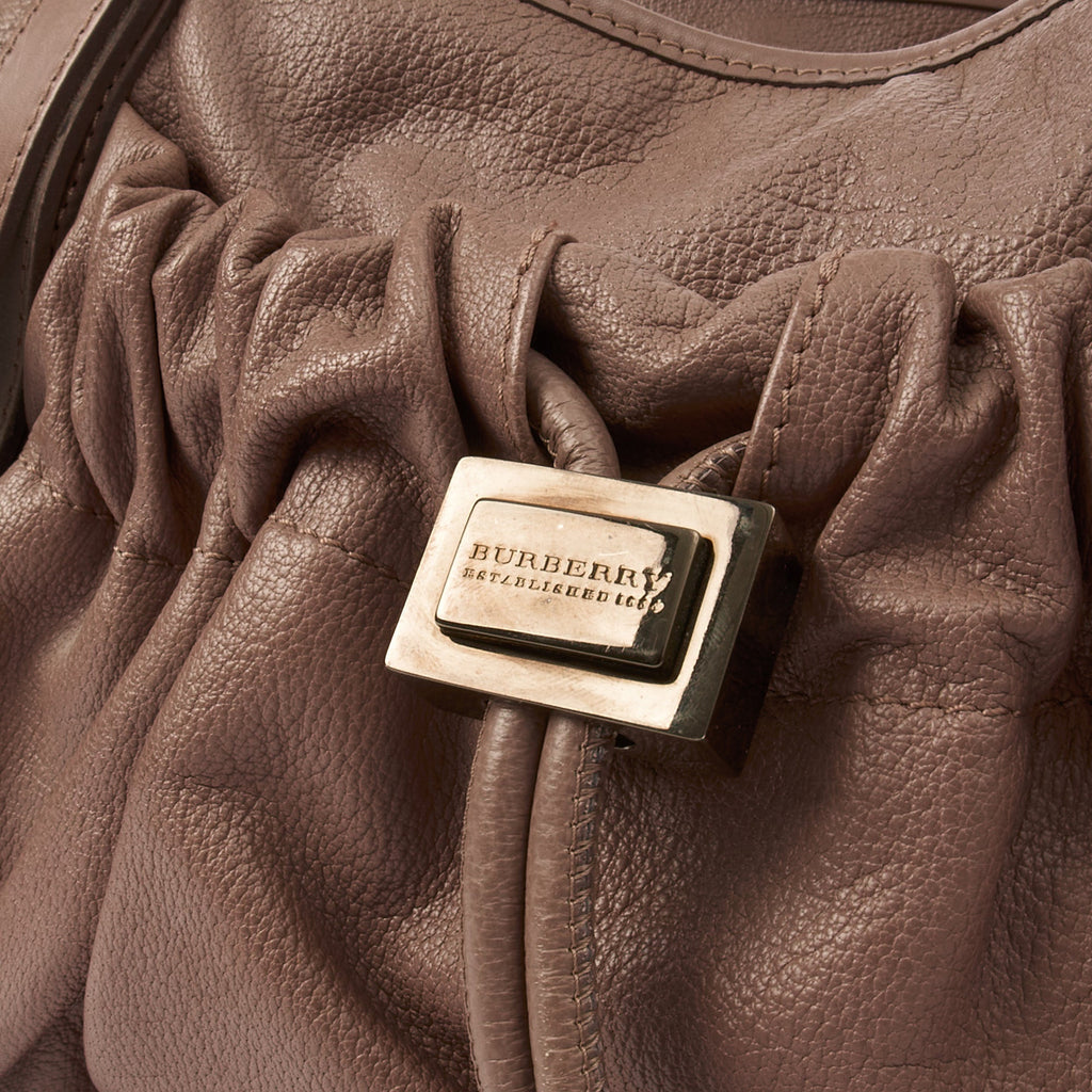 Burberry Tote Shoulder Bag in Pink, Leather