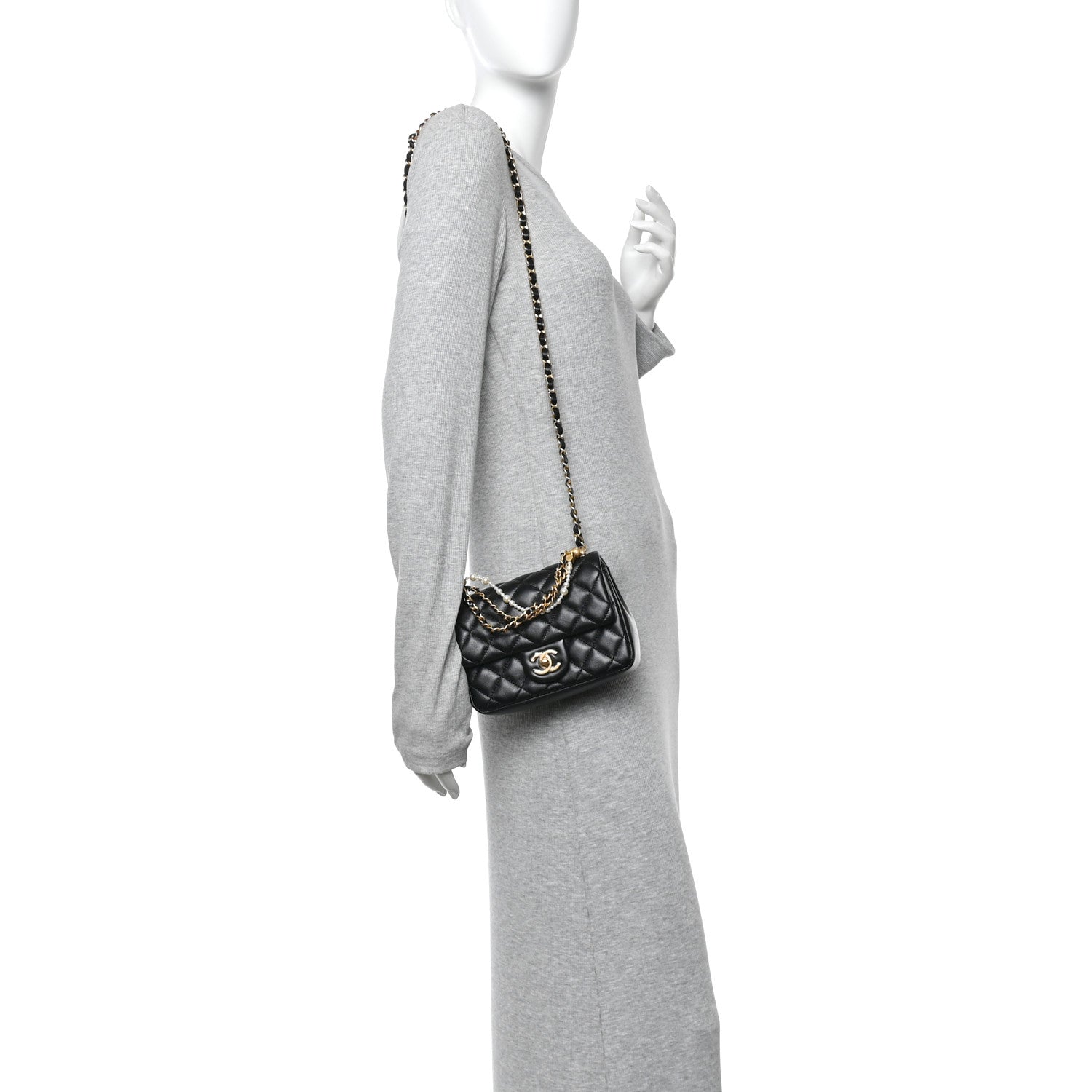 Shiny Lambskin Quilted Pearl Twist Mini Square Flap Black