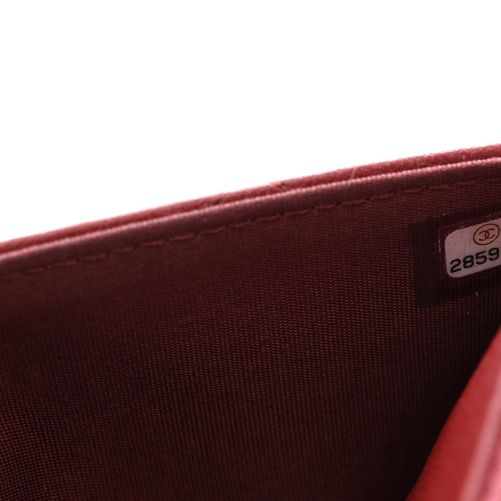 Lambskin Quilted Infinity Wallet On Chain WOC Burgundy
