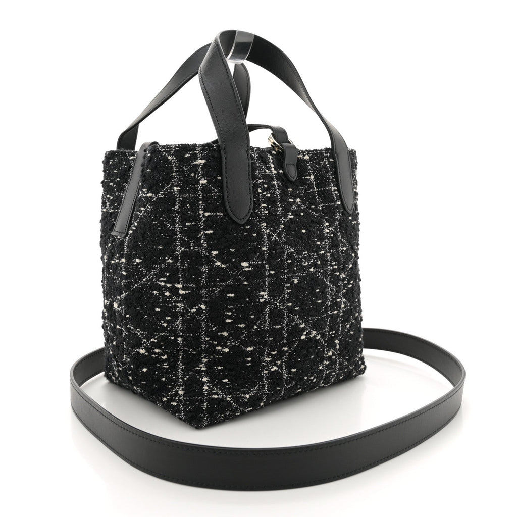 Tweed Cannage Small Vertical Toujours Black