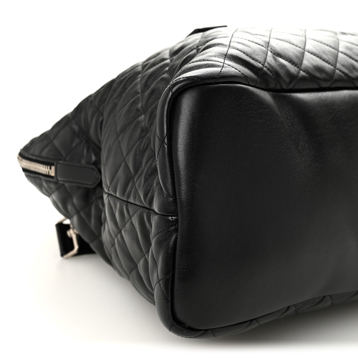 Calfskin Quilted ES Giant Travel Bag Black