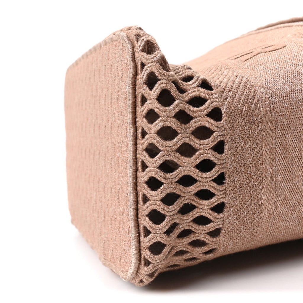 Mesh Embroidered Diortravel Vanity Case Clay