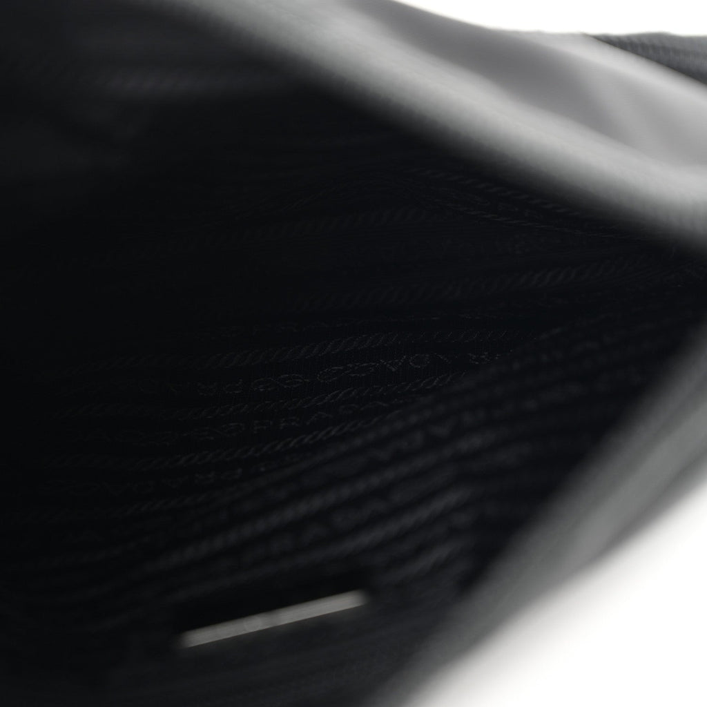 Tessuto Nylon Saffiano Flat Messenger Bag Black
