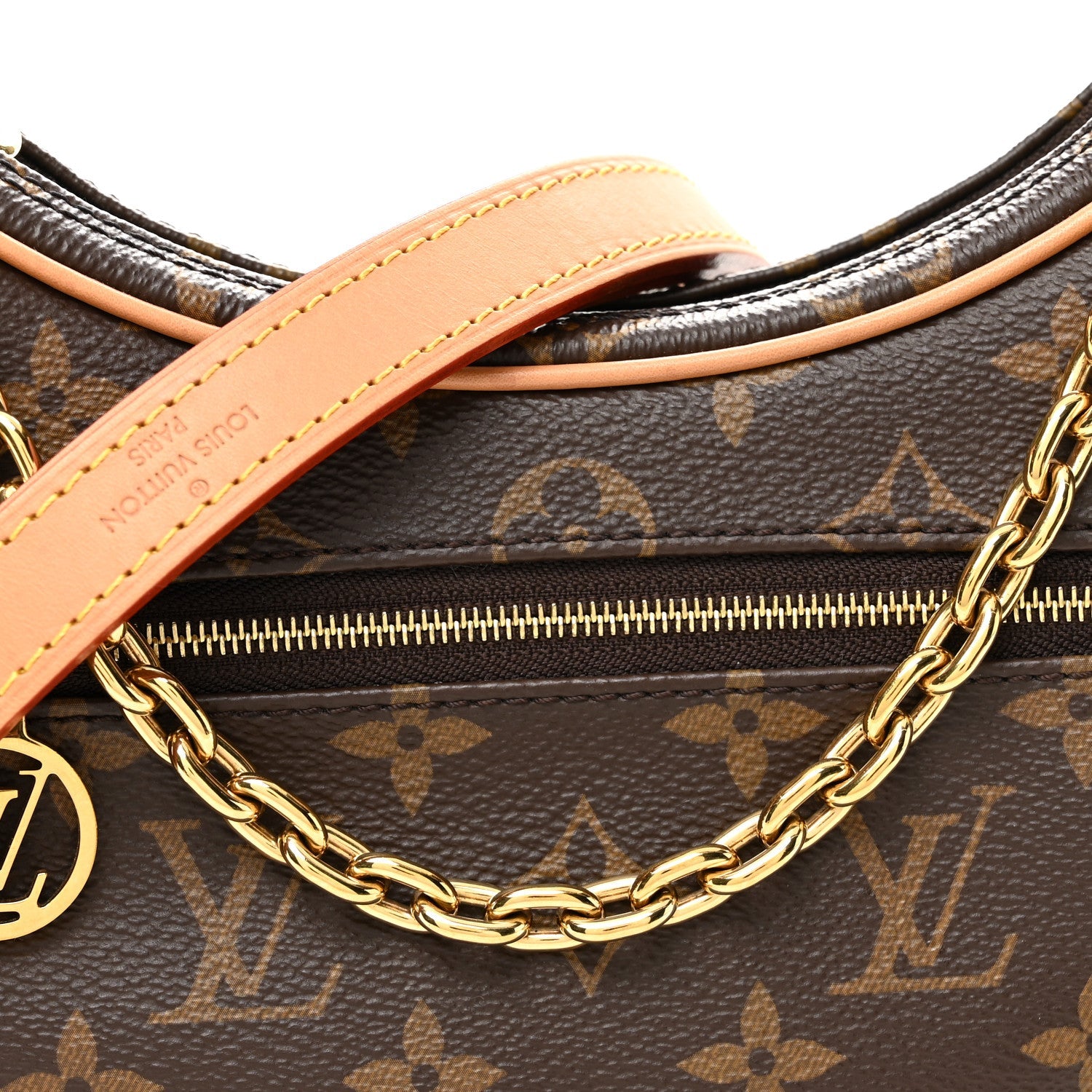 Monogram Loop