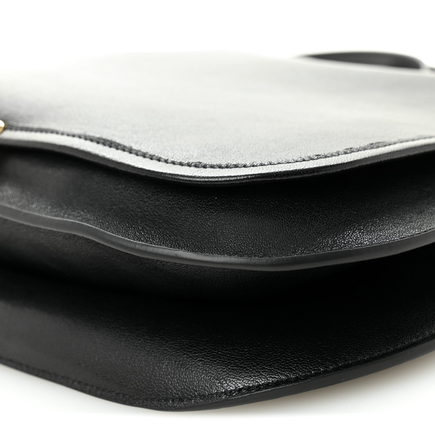 Shiny Lambskin Soft Triomphe Besace Bag Black