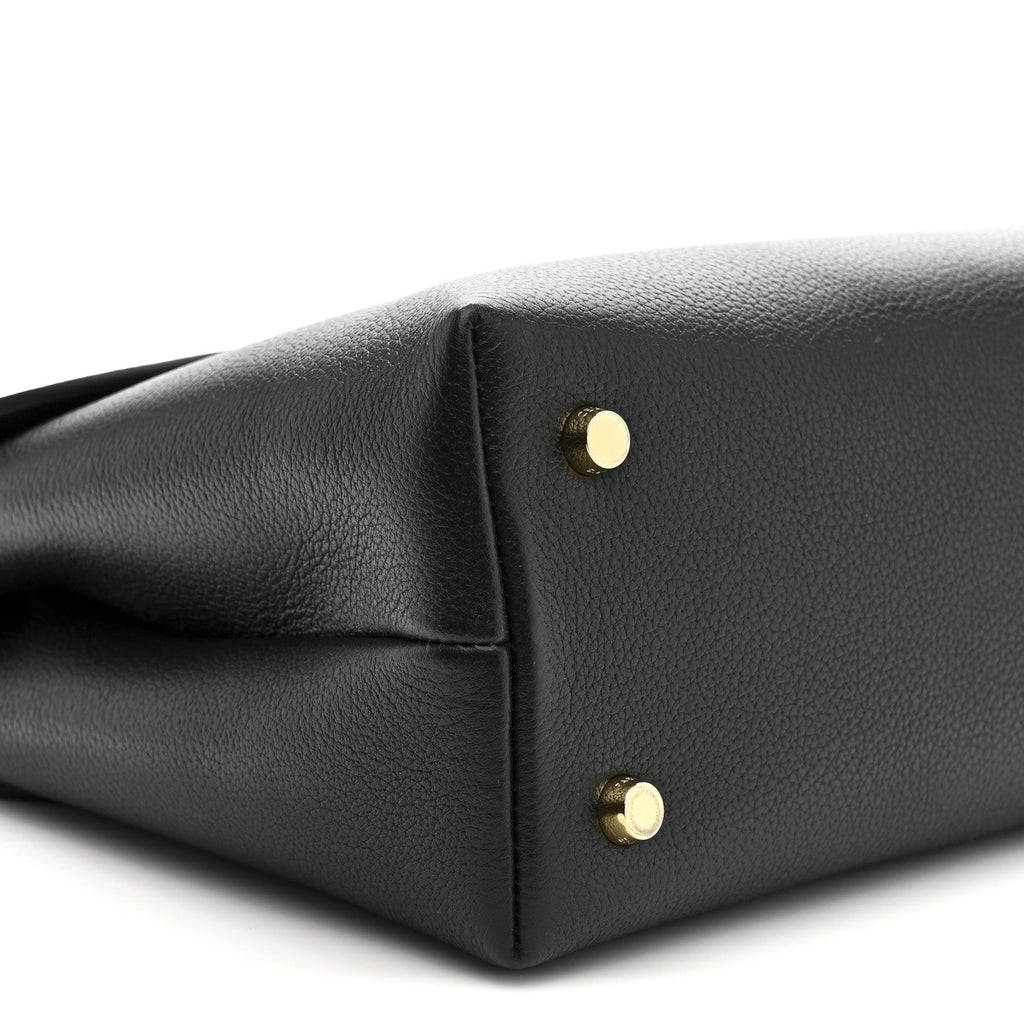 Supple Calfskin Medium Nino Black