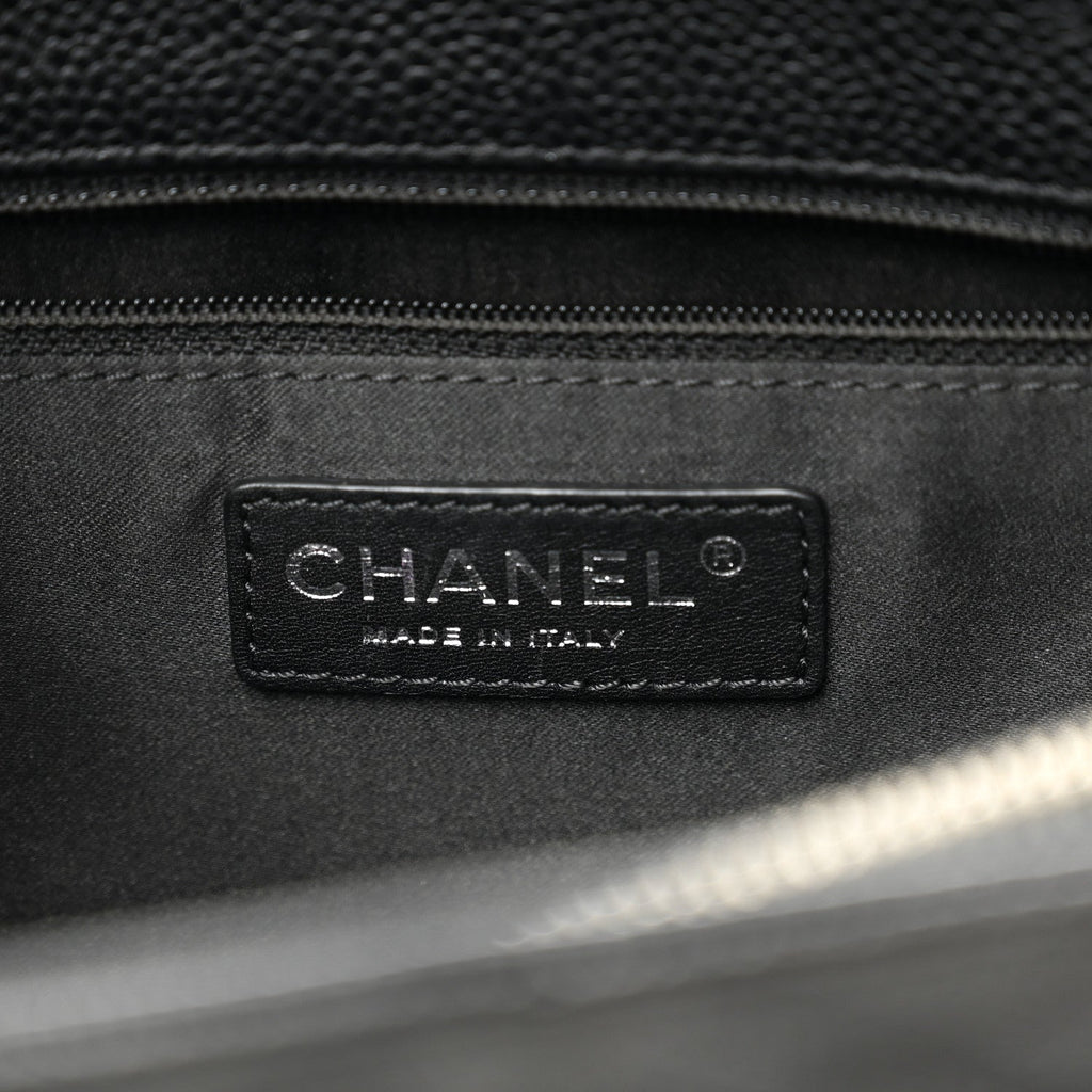 Caviar Quilted Grand Shopping Tote GST Black