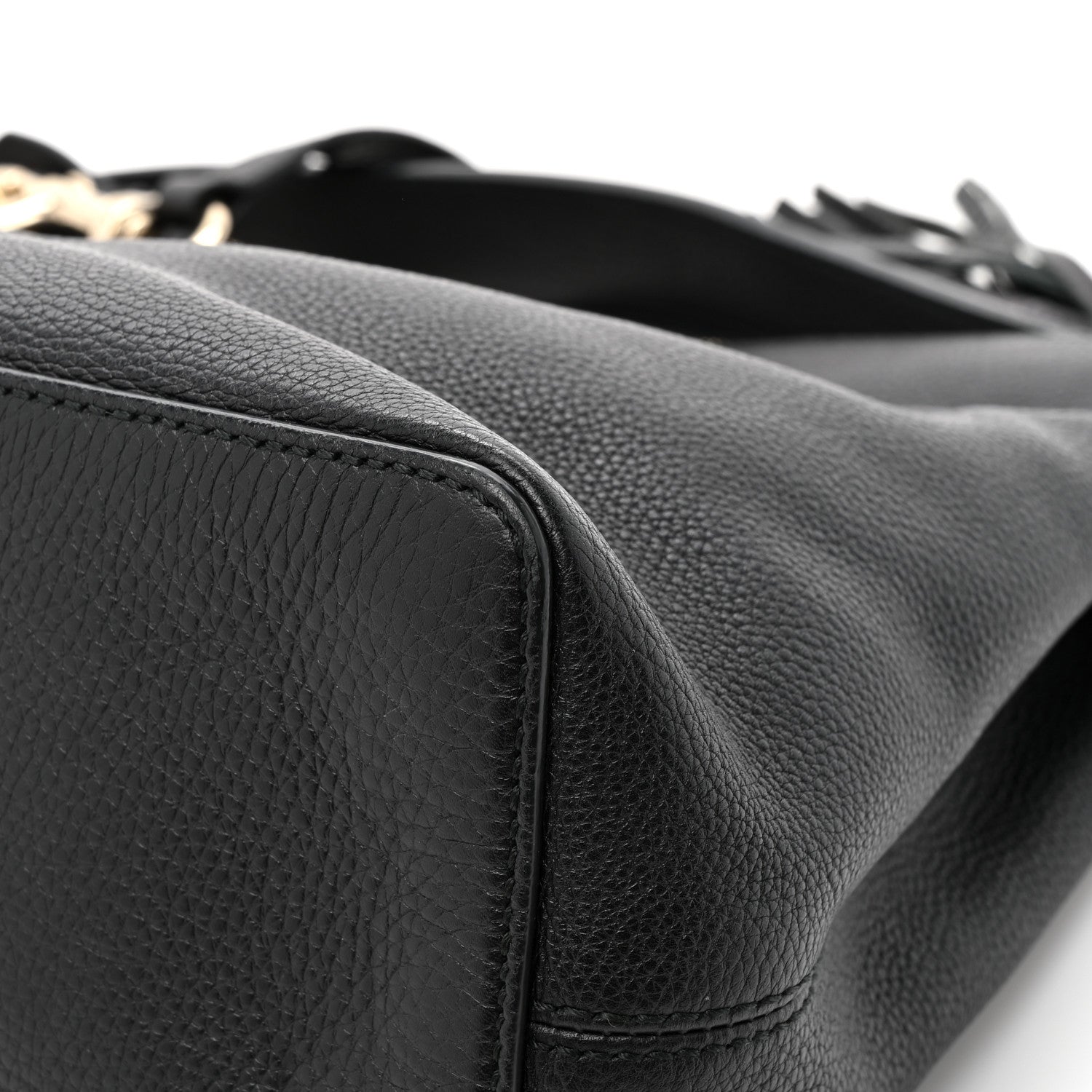 Pebbled Calfskin Large Soho Hobo Black