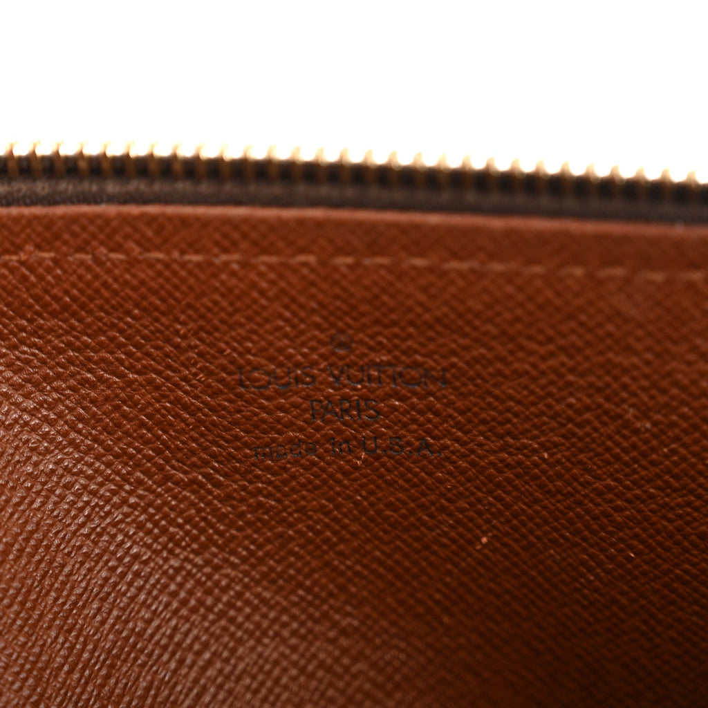 Monogram Papillon 26