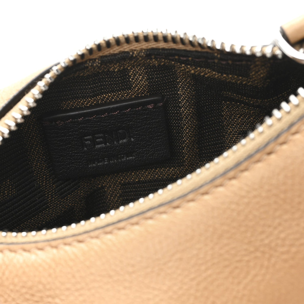 Vitello Grace Nano Fendigraphy Hobo Charm Miele Scuro