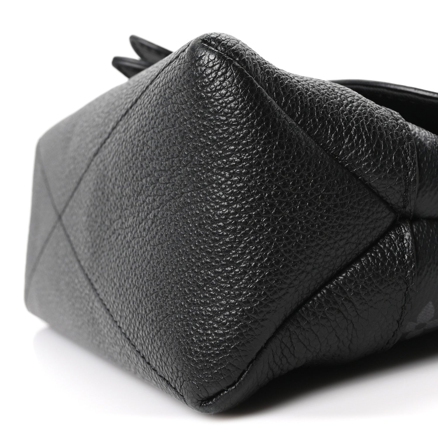 Monogram Eclipse Saumur Messenger NV Black