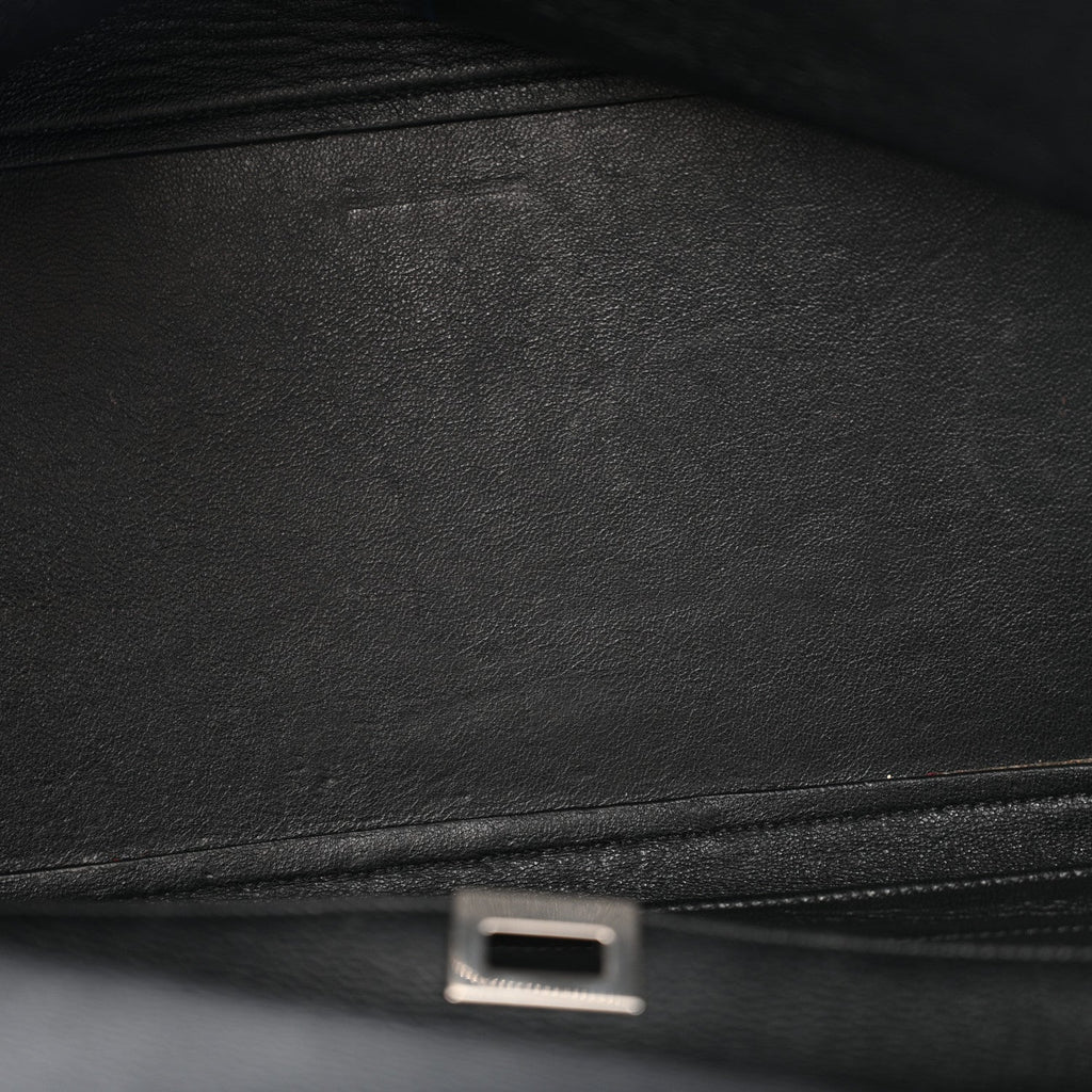 Drummed Calfskin Suede Medium Trapeze Black