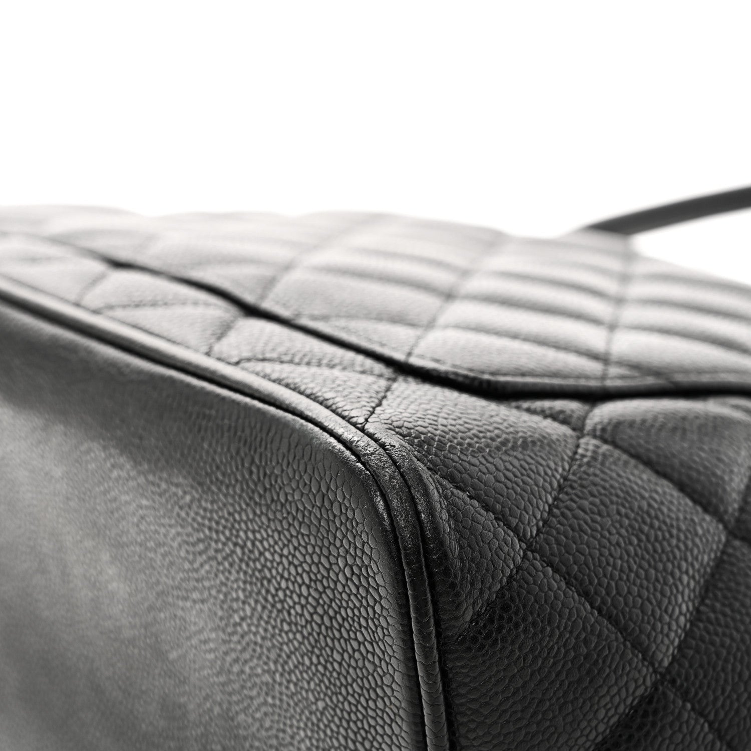 Caviar Quilted Medallion Tote Black