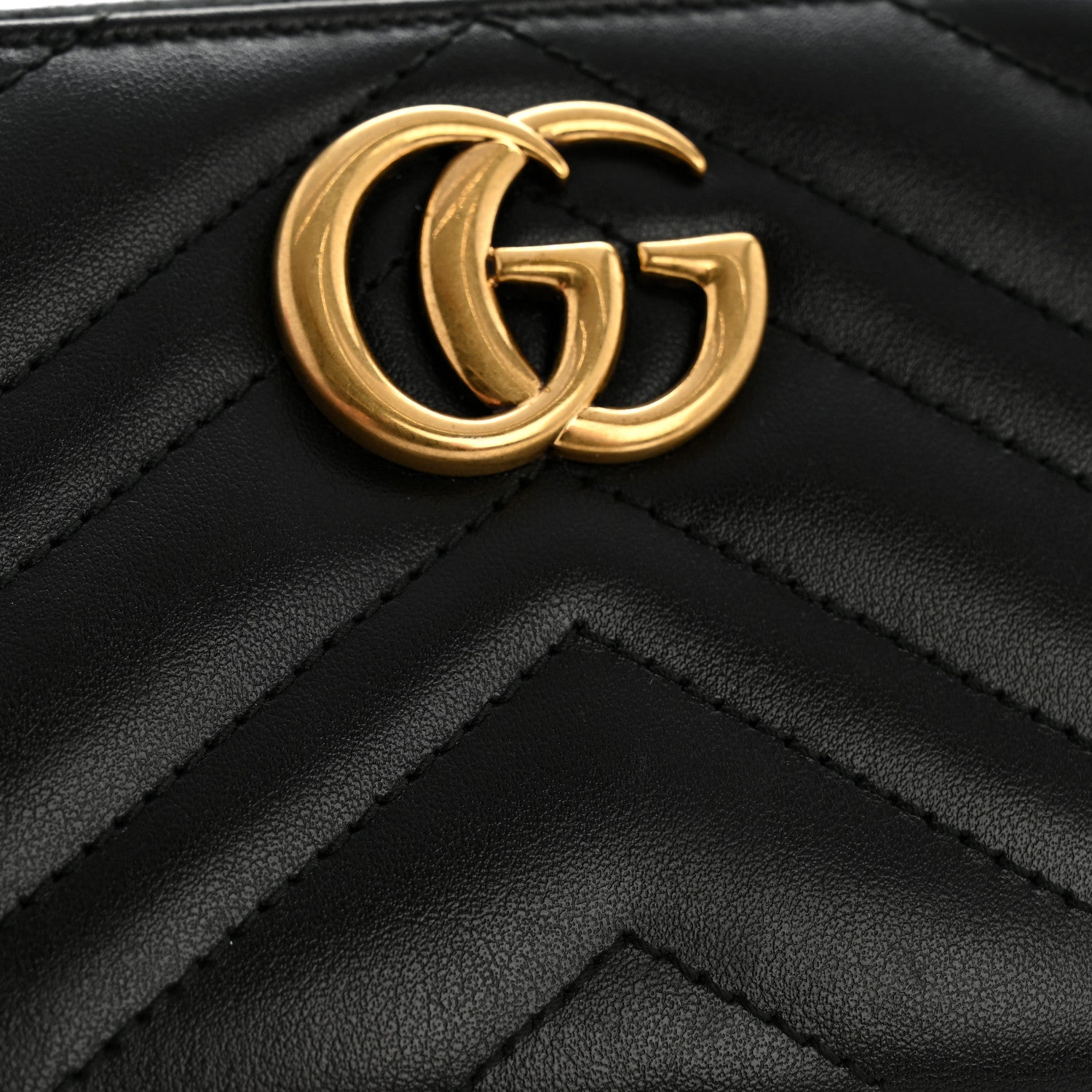 Calfskin Matelasse GG Marmont Zip Around Organizer Wallet Black
