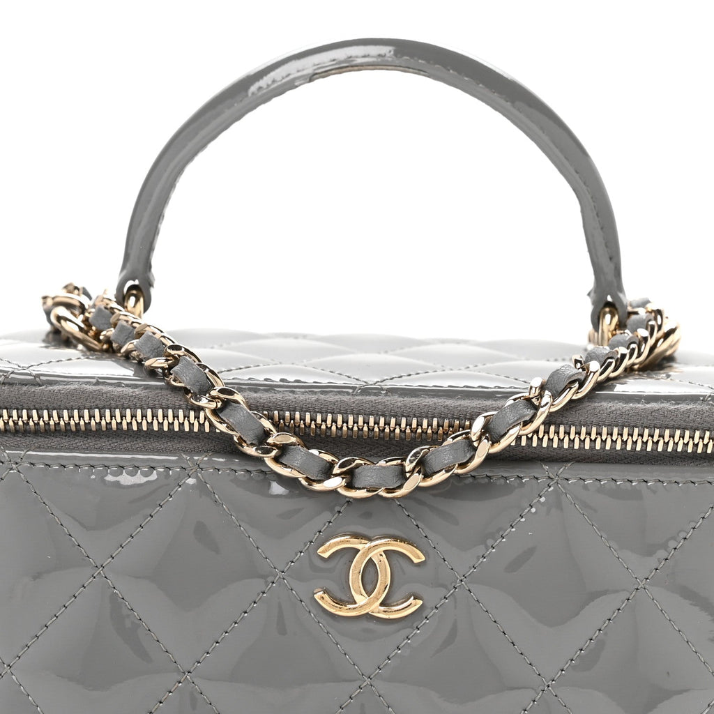 Patent Quilted Quilted Small Top Handle Vanity Case With Chain Grey