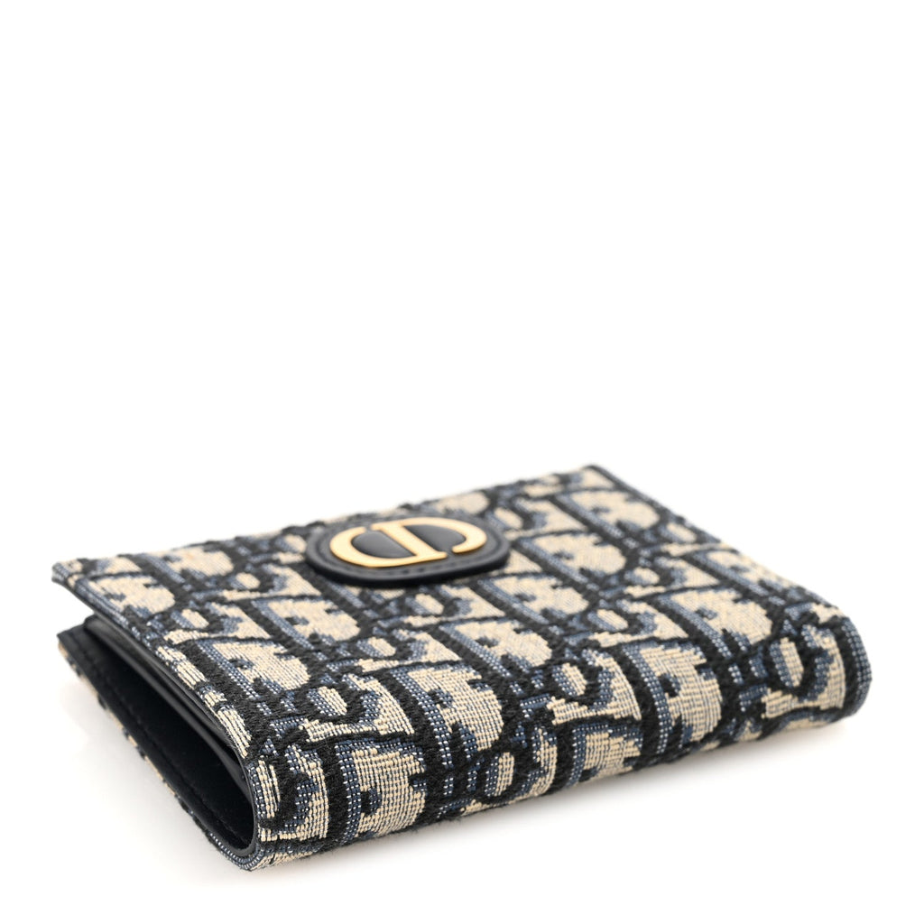 Oblique 30 Montaigne Dahlia Wallet Blue