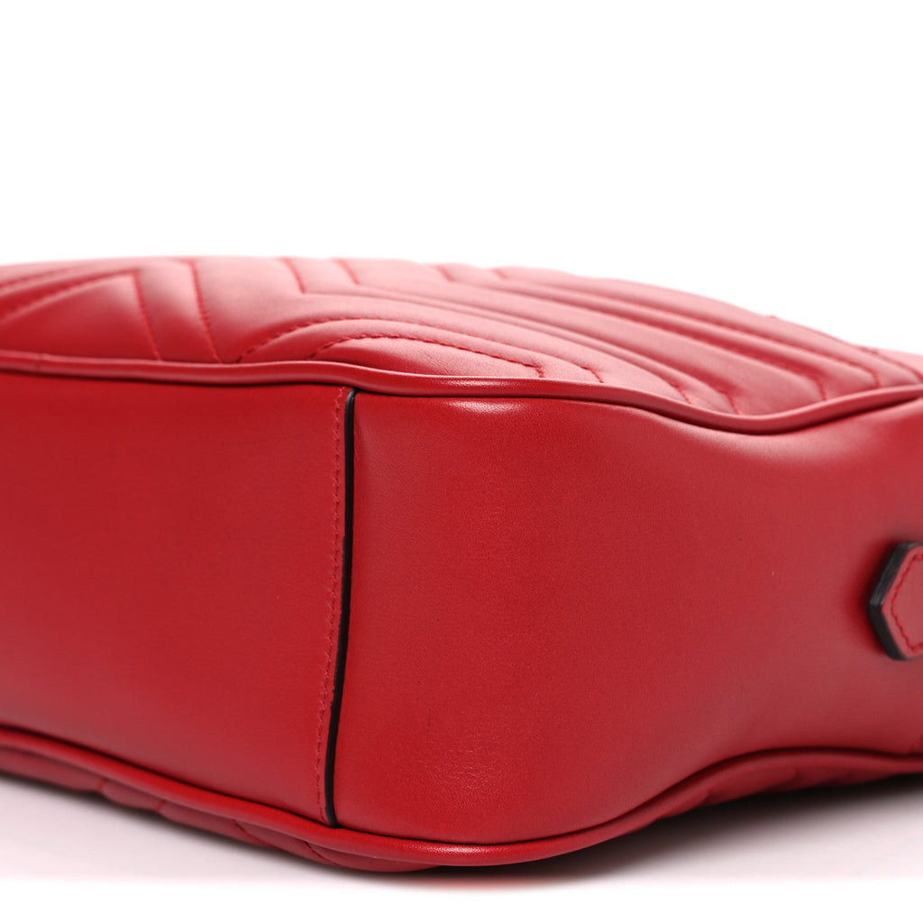 Calfskin Matelasse Medium GG Marmont Chain Shoulder Bag Hibiscus Red