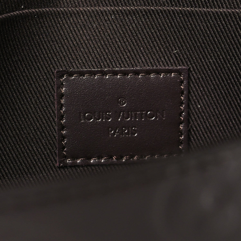Vernis Pochette Felicie Chain Wallet Amarante