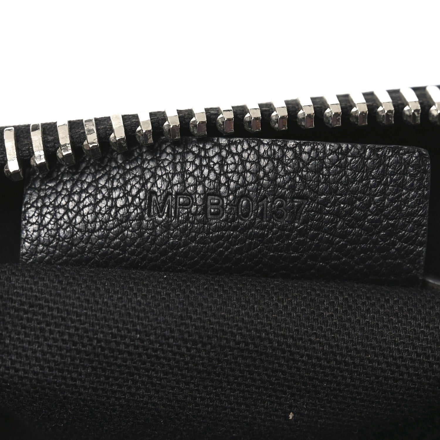 Sugar Goatskin Medium Antigona Black