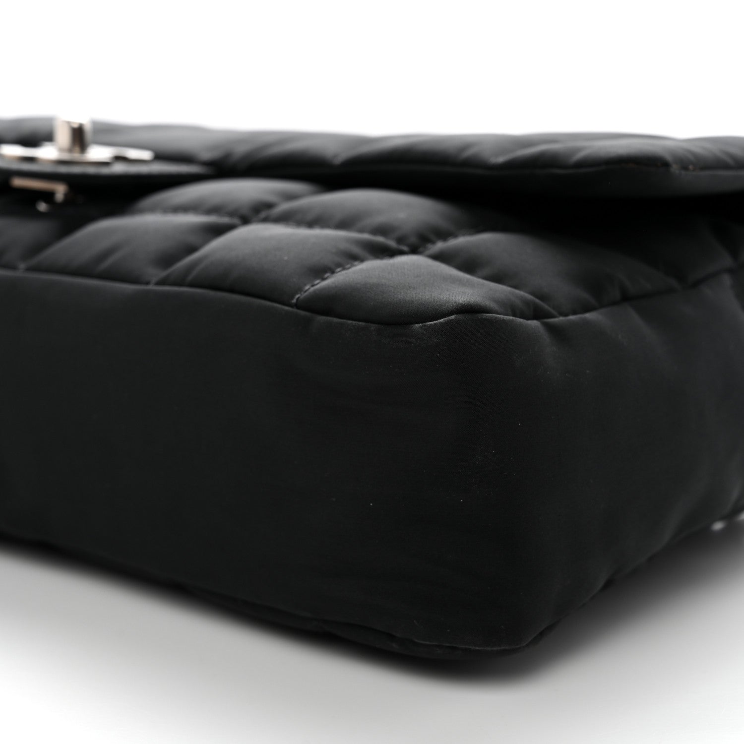 Nylon Square Quilted Flap Black